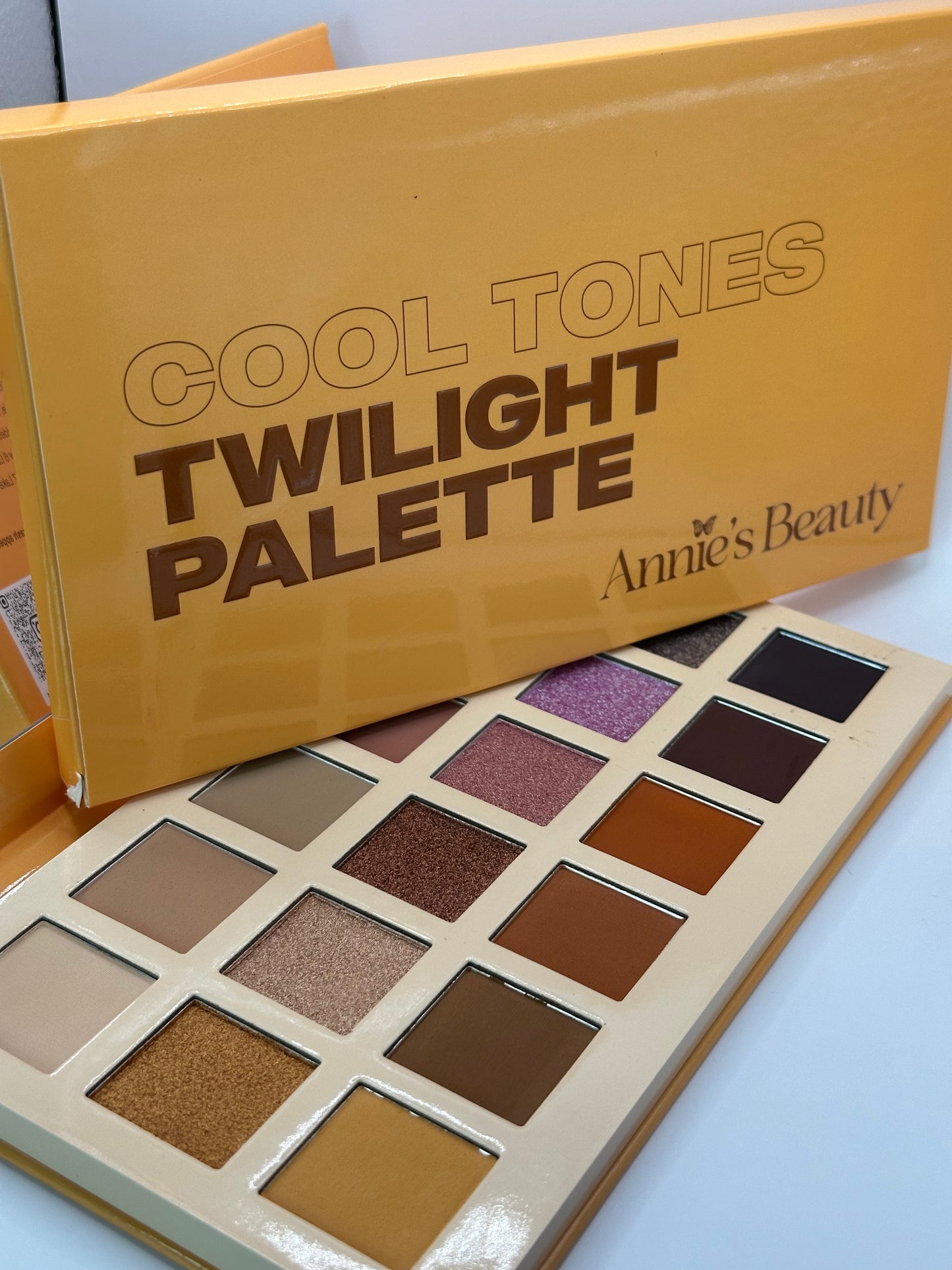 Cool Tones Twilight Palette (Anneie’s Beauty)