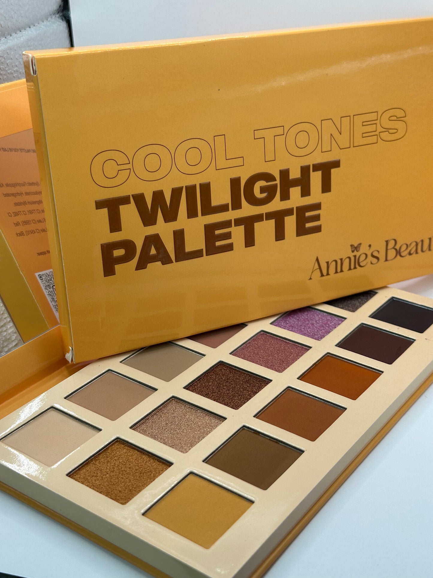 Cool Tones Twilight Palette (Anneie’s Beauty)